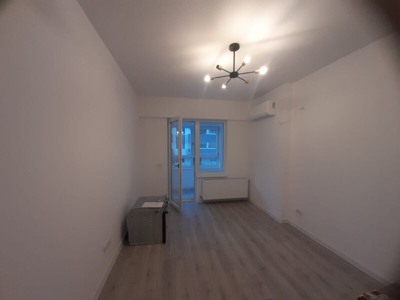 Militari, Iuliu Maniu, complex Auchan